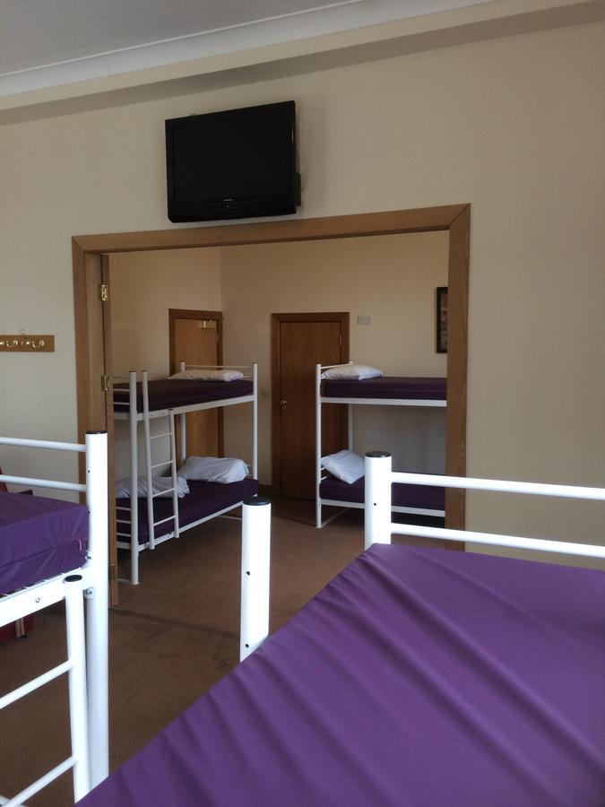 Soprano Hostel Aberdeen Room photo